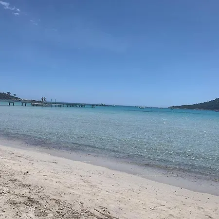 Individuelle Avec Piscine Privee Et Grand Jardin Proche Santa Giulia * Порто-Веккьо
